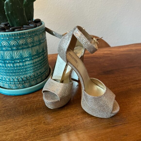 Micheal Kors platform gold heels 7.5 - Picture 1 of 3